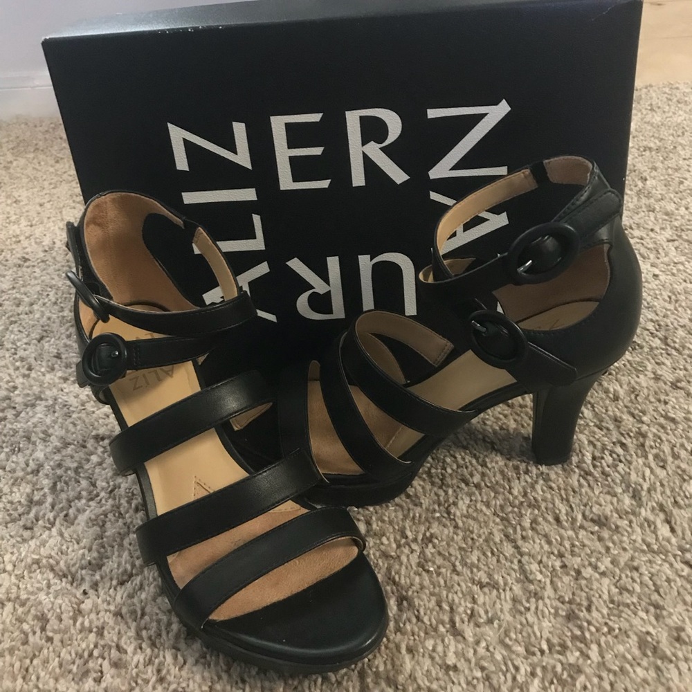 Naturalizer Black Strappy Heels - Size 7M